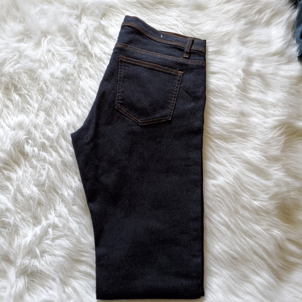 Tag blue jeans